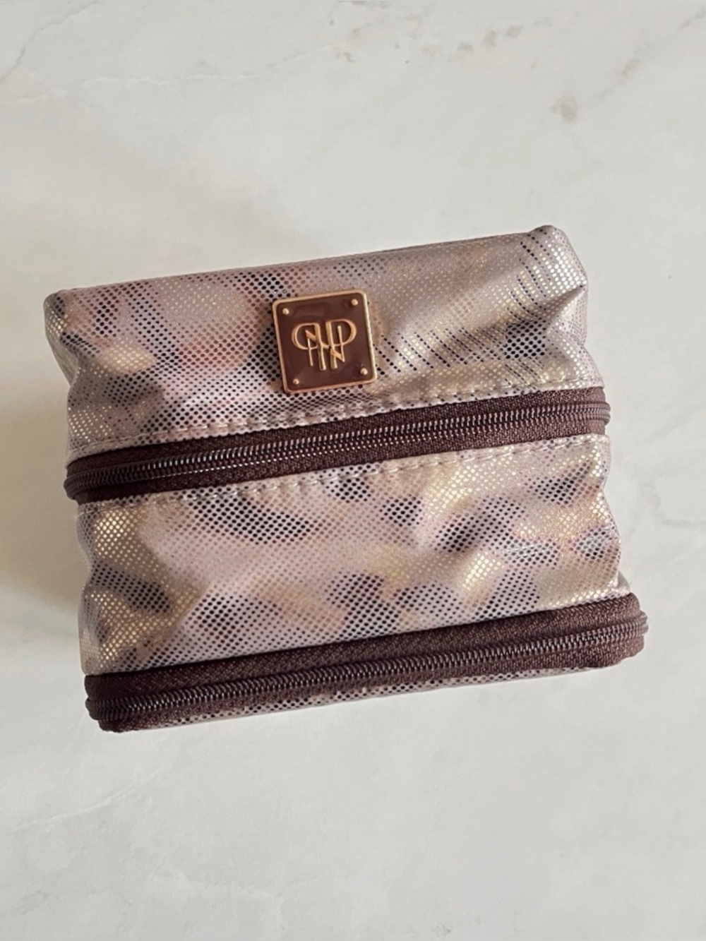 PurseN The Tiara Weekender Small Jewelry Case in Glimmer Leopard